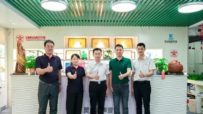 產(chǎn)學(xué)研促發(fā)展，廣科院教師一行蒞臨靈科超聲波交流
