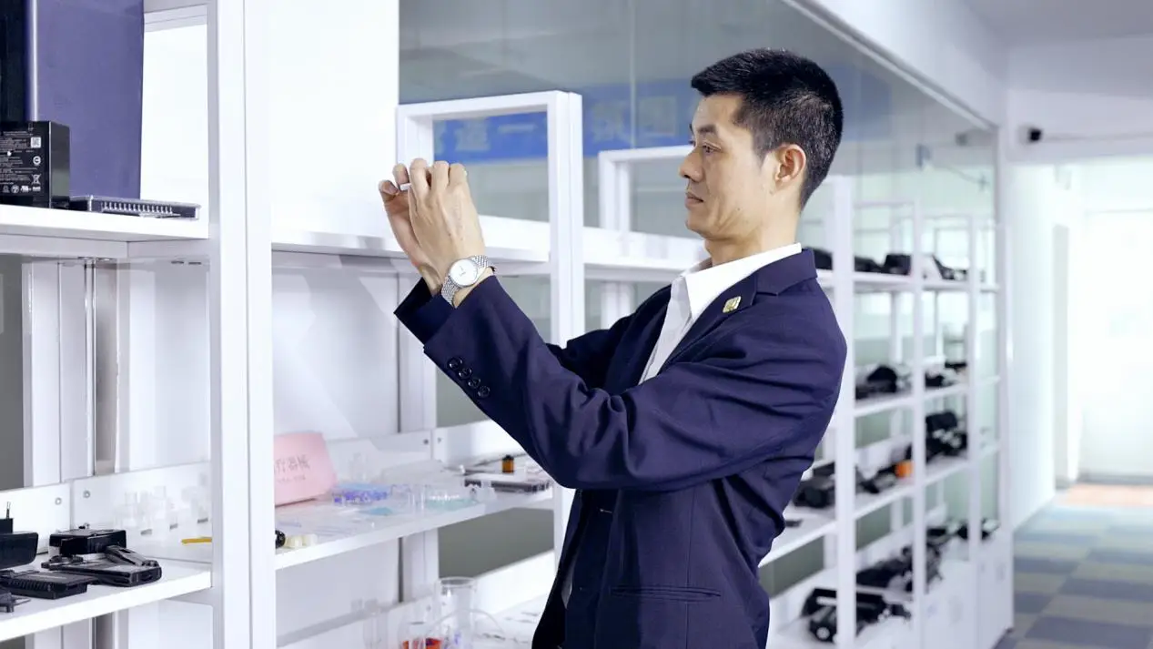 臺州汽車零部件升級必看：超聲波焊接機的三大核心優(yōu)勢解析